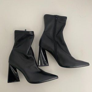 Steve Madden Ticker Bootie